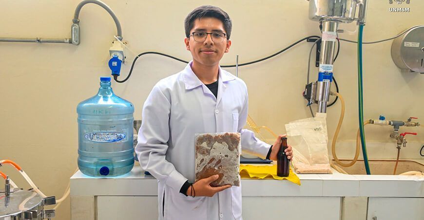 Investigadores de la UNMSM crean cerveza artesanal con plátano morado, oca, maíz morado y pallar