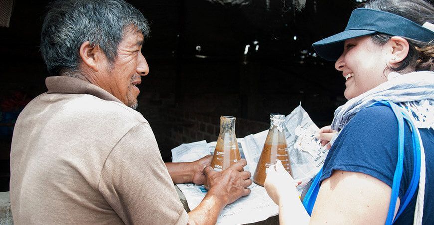 Peruanos innovadores convierten desechos gastronómicos en alimento probiótico para cerdos Sinba Perú