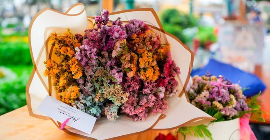 Midagri realiza la exposición-venta "Dilo con Flores"