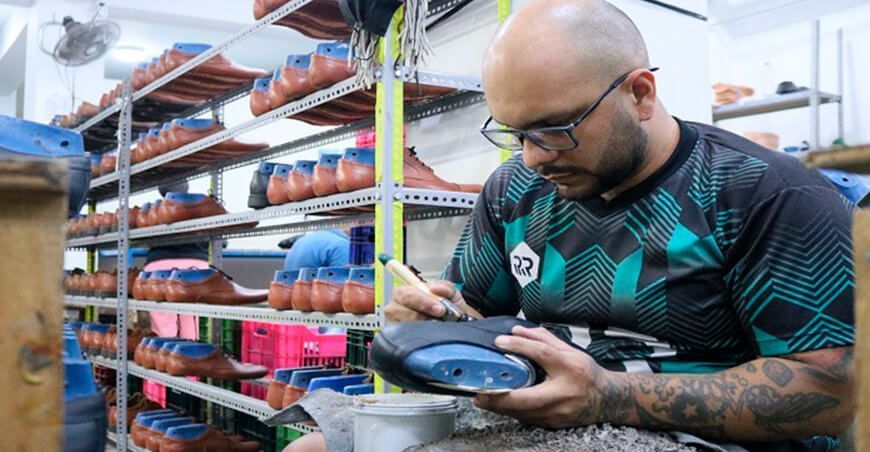Innovación y tecnología para empresarios y emprendedores del cuero y calzado de Junín Perú