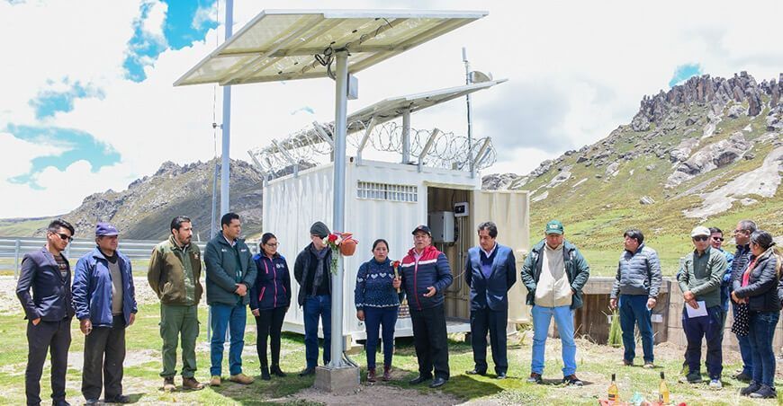 Instalan estación móvil de monitoreo y alerta de calidad del agua en Pasco Perú