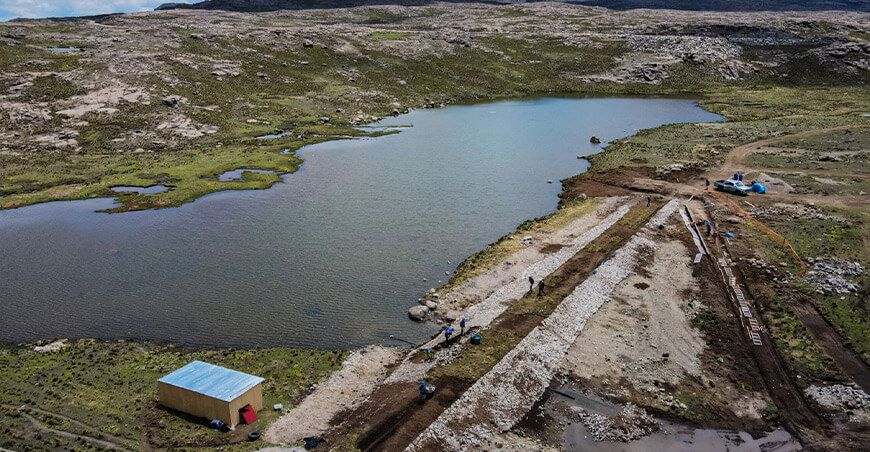 siembra y cosecha de agua qochas Apurímac Perú