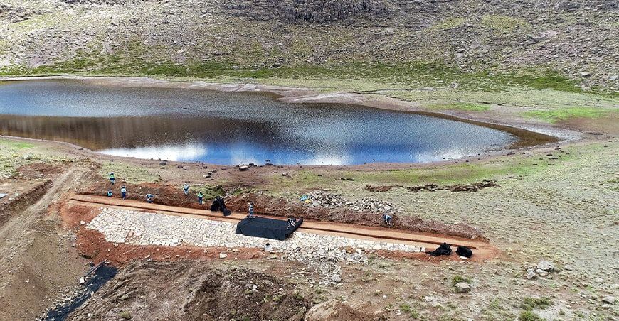 Construirán qochas Sierra Azul Perú