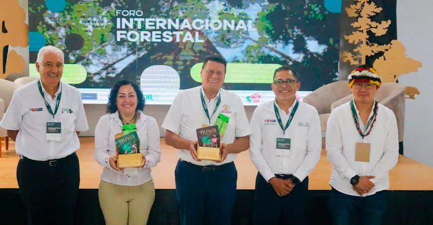 Serfor reúne a expertos internacionales y naciones en foro forestal en San Martín