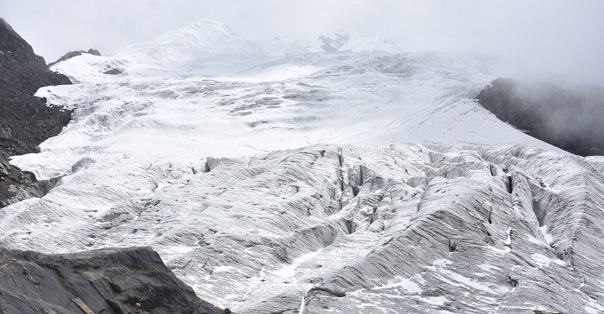 Inaigem investiga el nivel de nieve en la cordillera Huaytapallana en Junín Perú