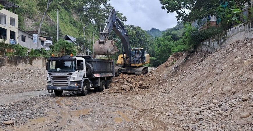 Protegen a familias ubicadas en zonas de alto riesgo con limpieza de ríos y quebradas Junín Perú