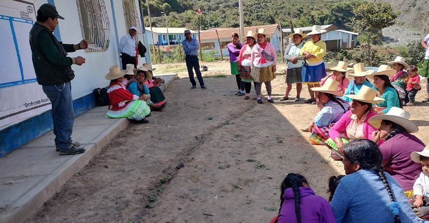 Mujeres quechuahablantes aprenderán a tecnificar la producción de cuyes Sedir Ancash Perú