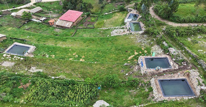 Inauguran 300 reservorios en Cajabamba para fortalecer la seguridad hídrica Cajamarca Perú 
