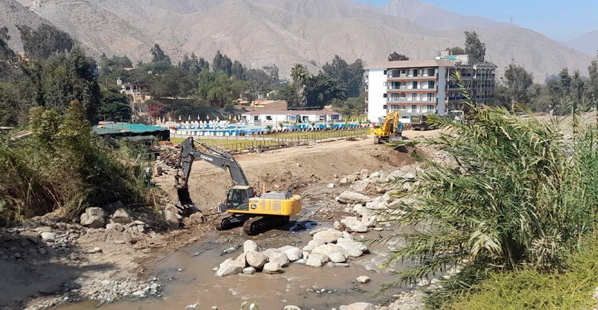 ANA inicia recuperación del cauce del río Lurín en Cieneguilla, Lima Perú