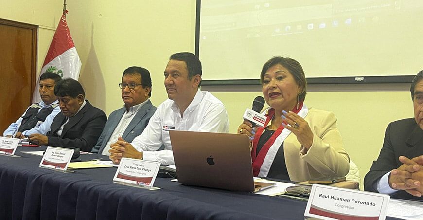 Comisión Agraria del Congreso cita a ministro Angel Manero