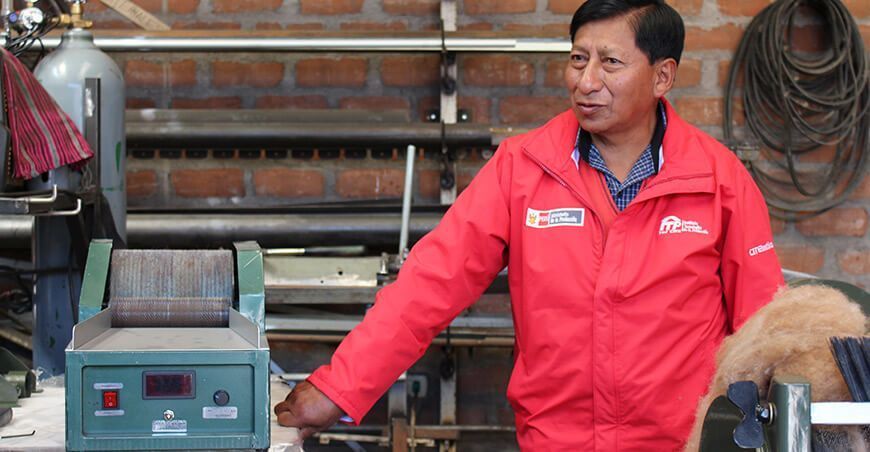 Empresa puneña crea maquinarias innovadoras para procesar fibra de alpaca
