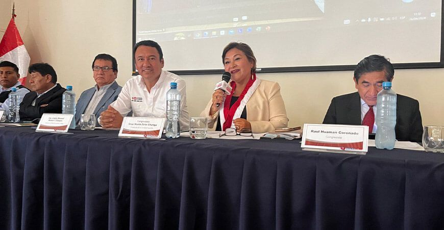 Comisión Agraria del Congreso cita a ministro Angel Manero