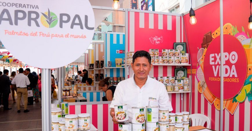 Ocho organizaciones de productores de plátano, café, cacao y palmito participarán gracias a la asistencia de Devida productor de palmito
