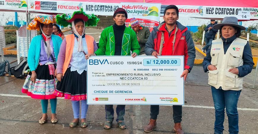 Usuarios de Haku Wiñay ganaron concurso de Emprendimientos Rurales Inclusivos Foncodes Cusco Perú
