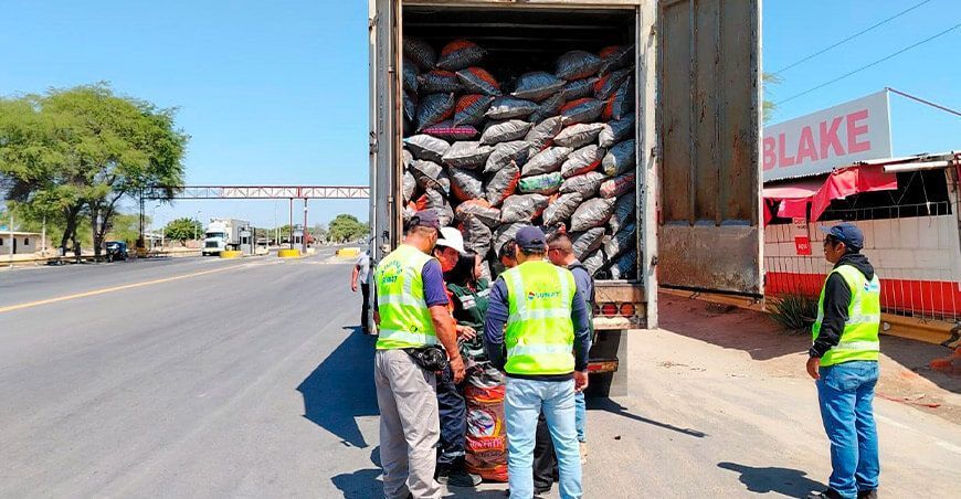 Serfor decomisa carbón de algarrobo con guía de transporte forestal falsa en Piura