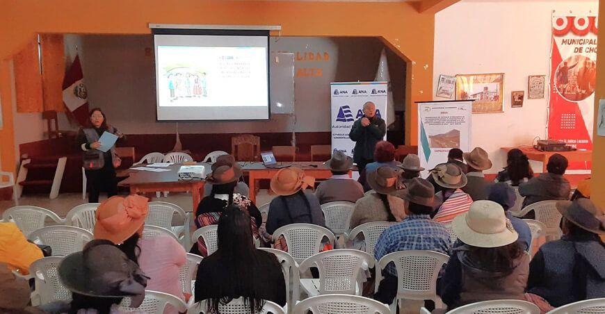 Capacitan a más de 50 agricultores en derechos de uso del agua con fines de riego ANA Huancayo Junín Perú