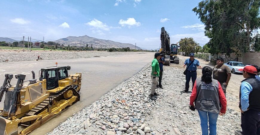 Culminan primera etapa de limpieza y descolmatación en ríos de Lima