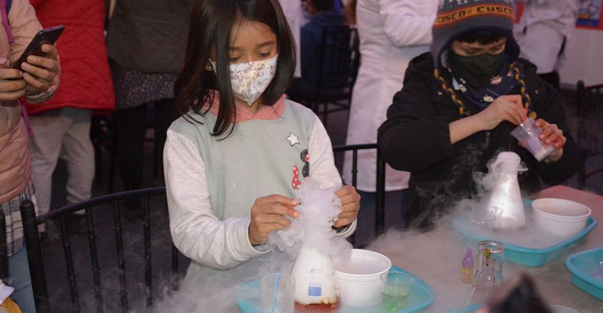Estas son las actividades sobre ciencia y tecnología que el Concytec alista para toda la familia en la FIL Lima
