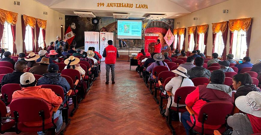 Produce realizó encuentro de productores alpaqueros en Puno Perú