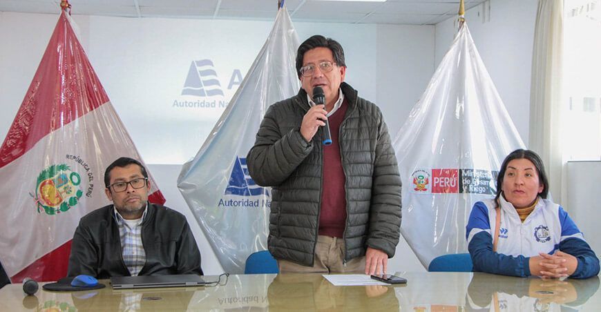 Universitarios aprenden el uso y manejo del Observatorio del Agua de la ANA en la cuenca Mantaro