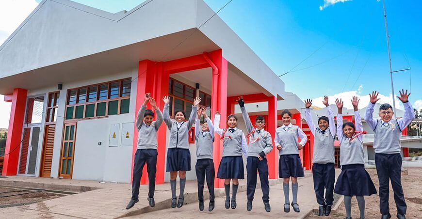 Inauguran residencia estudiantil para 136 escolares en Paccaritambo Cusco Perú