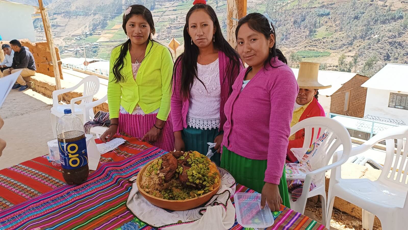 Comedor Popular Tres Estrellas del caserío de Pampacancha ganó con un exquisito relleno de cuy Ancash Perú