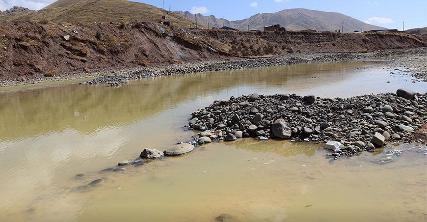 Contaminación cuenca Llallimayo en la provincia Melgar, región Puno Perú
