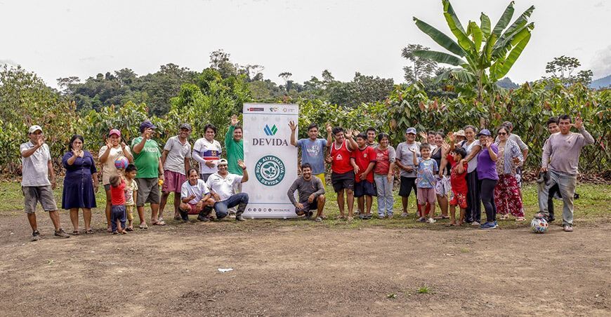 Devida Perú capacita a cacaoteros sobre calendario agrícola y manejo ambiental en San Martín