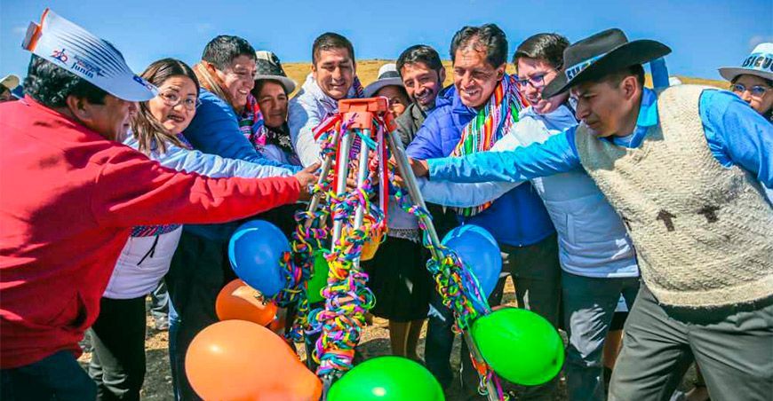 inicia la obra de riego en Sasicucho Junín Perú
