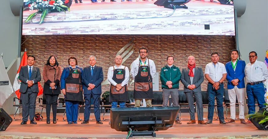 Concurso Macrorregional de Quesos Zona Sur queseros productores lácteos Midagri Perú