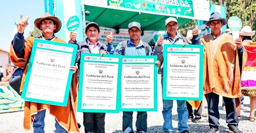 Midagri entregó 1588 títulos de propiedad rural a productores de Huánuco