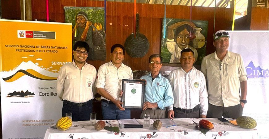 Cooperativa Agraria Allima Cacao recibe marca Aliado por la Conservación Sernanp Perú