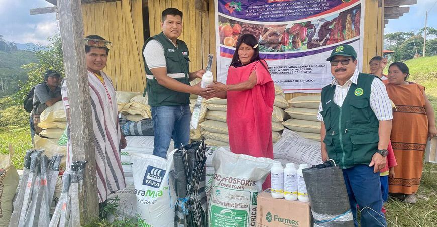 Entregaron módulo para fortalecer la cadena productiva de café a productores ashaninkas de Carapairo Junín Perú