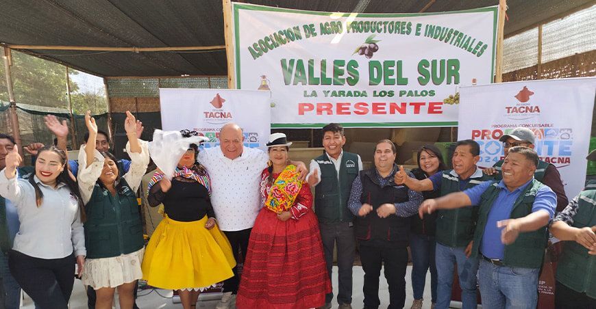Entregaron máquina clasificadora de aceitunas a agricultores de La Yarada Los Palos Tacna Perú