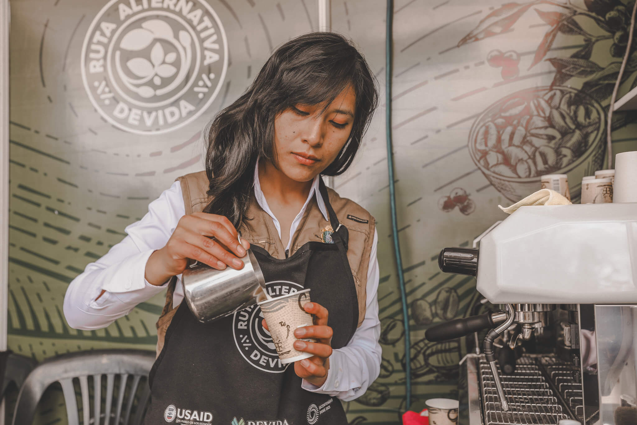 Expovida Puno Devida Perú productores selva puneña café