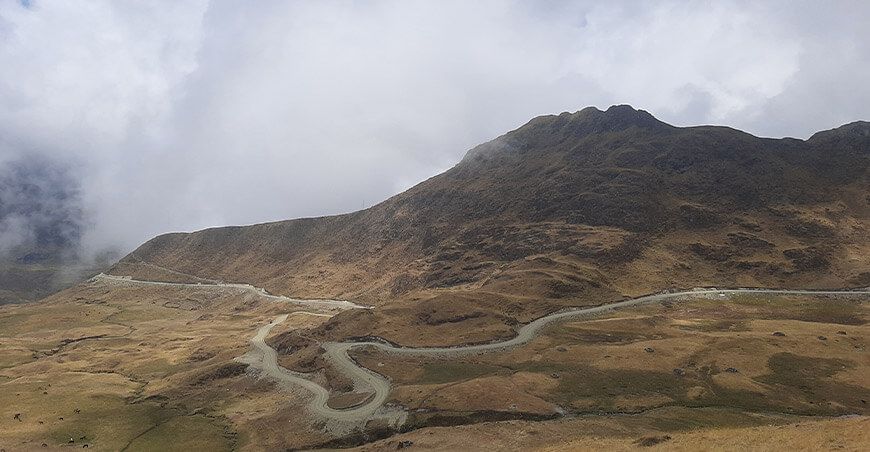Devida entregó 9.66 km de camino vecinal mejorado en Oronccoy Ayacucho Perú