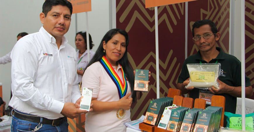 Feria Regional Expovida Machupicchu Expovida Devida productores de Cusco Perú