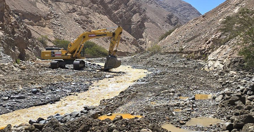 Avance del 60 % en trabajos de limpieza y descolmatación de la bocatoma de Challata Tacna Perú