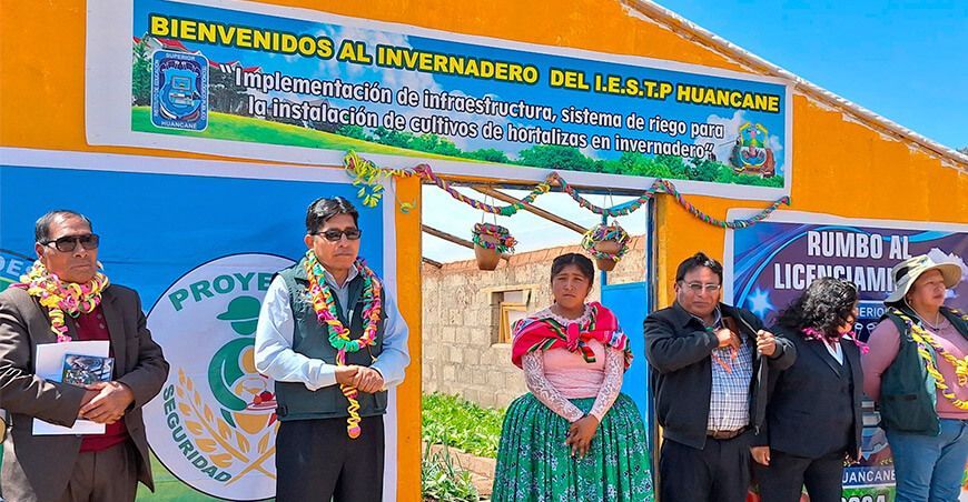 Instituto Tecnológico de Huancané se fortalece con un nuevo invernadero en Puno Perú