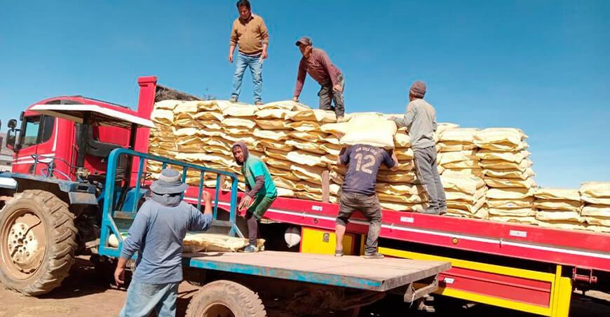 Distribuirán 720 toneladas de guano de las islas para beneficiar a 1222 familias de Apurímac Perú