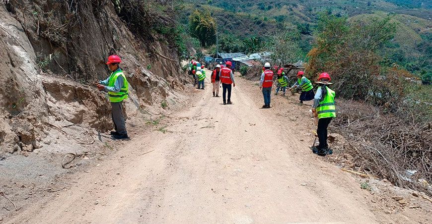 Foncodes mejora caminos vecinales en 22 centros poblados de Salas, Cañaris e Incahuasi en Lambayeque Perú