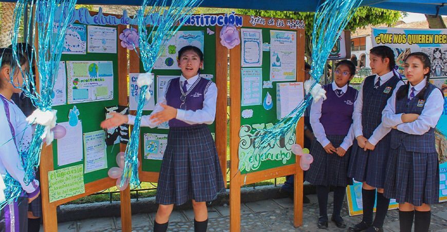 ANA premió periódicos murales dedicados a la valoración del agua Ayacucho Perú