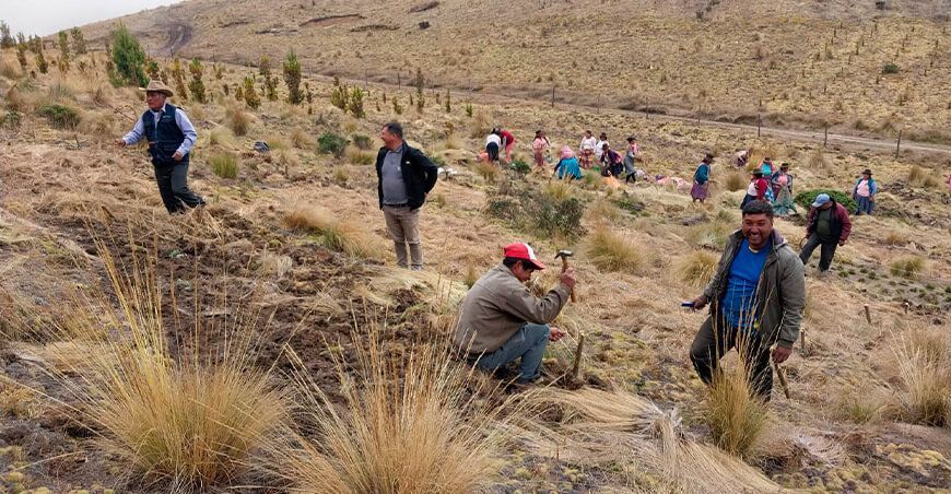 Serfor sensibiliza a comunidades de Huanipaca para evitar quema de rastrojo en parcelas Apurímac Perú