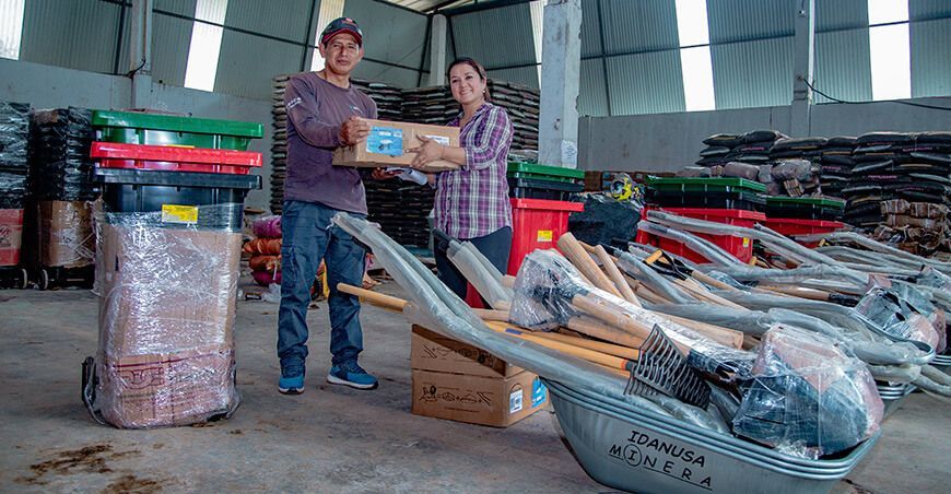 Devida entrega kits de herramientas para fortalecer el trabajo comunal en Huánuco