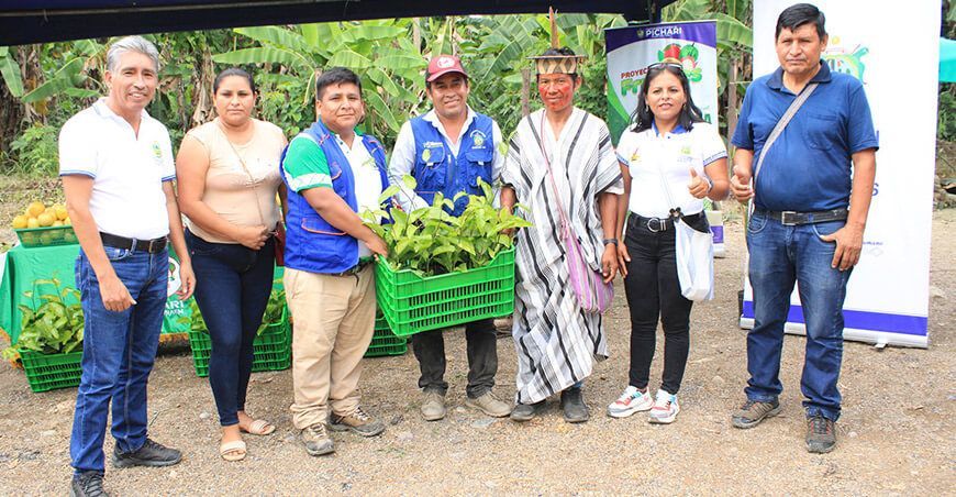 Entregan más de 54 000 plantones de maracuyá a productores de Pichari Cusco Perú