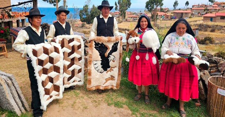 Emprendedores de Haku Wiñay ganaron 8 premios en el Concurso Nacional “Somos Artesanía 2024” Puno Perú
