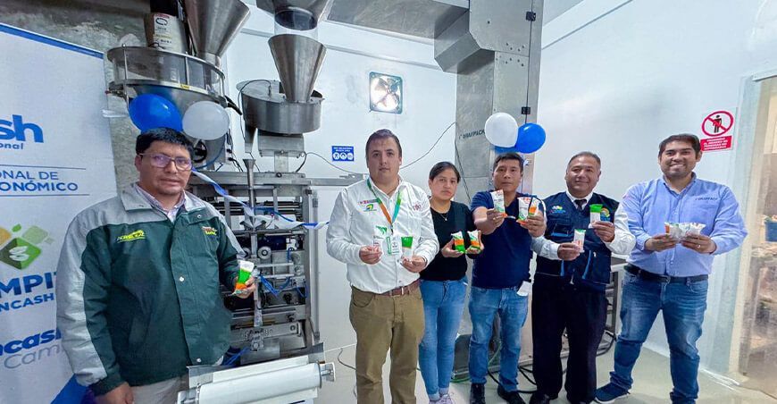 Impulsan producción de kiwicha con entrega de moderna envasadora a cooperativa de Caraz Ancash Perú