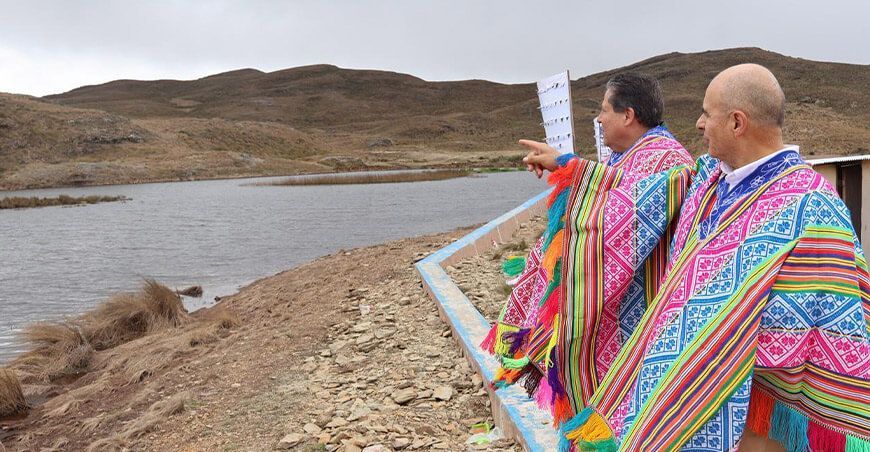 Inauguraron 5 qochas que almacenarán 110 070 m³ de agua en Paucartambo Cusco Midagri Perú