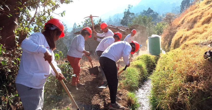 Rehabilitación de vías mejora la calidad de vida en 102 centros poblados rurales Ancash Foncodes