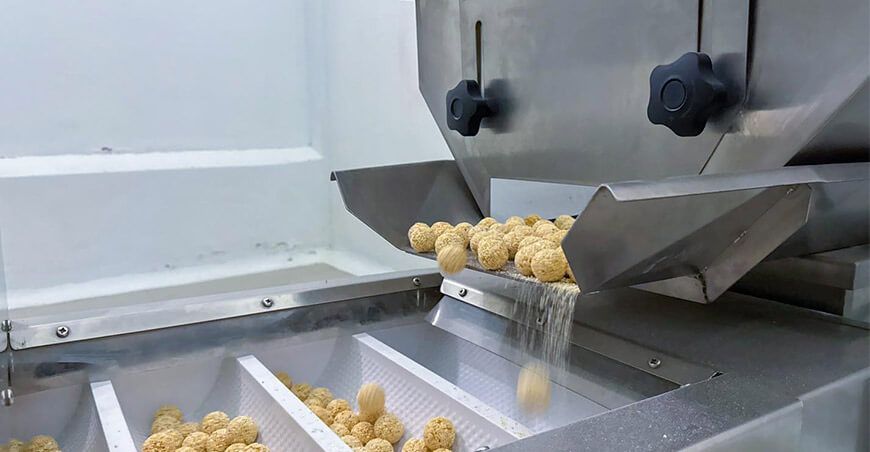 Impulsan producción de kiwicha con entrega de moderna envasadora a cooperativa de Caraz Ancash Perú